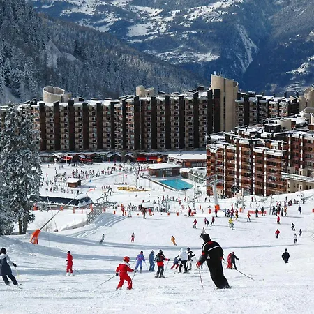 3000 Bail - Divisible Fonctionnel - Acces Direct Aux Pistes - Balcon Mae-3631 *